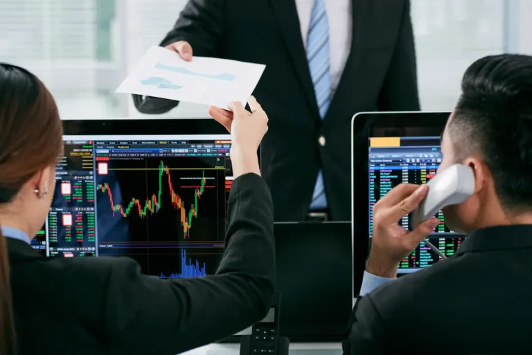 Paper Trading: qué es, cómo funciona y por qué usarlo para mejorar tu trading